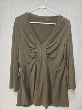 Max Loft Khaki Green Draped Top Shirt Blouse US Womens Size M VNeck Long Sleeve
